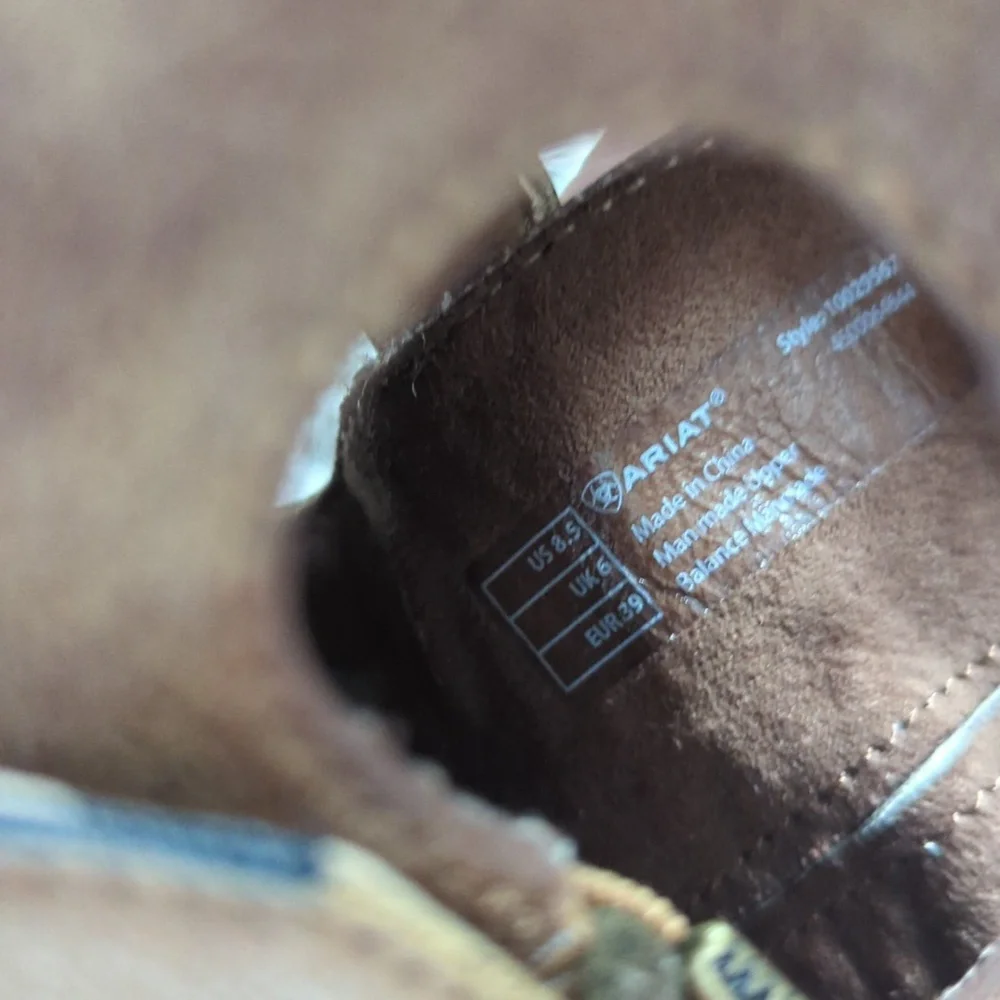 Ariat Unbridled Melody Women's Buckle Bootie Size Women's 8.5 - Picture 8 of 8